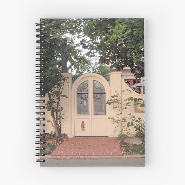 Artikelvorschau, Courtyard doors entworfen und verkauft von Reflections.