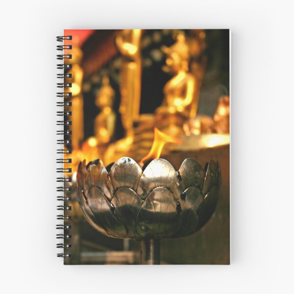Aperçu de l'œuvre Thai Temple Flame créée et vendue par Matthew Tyrrell.