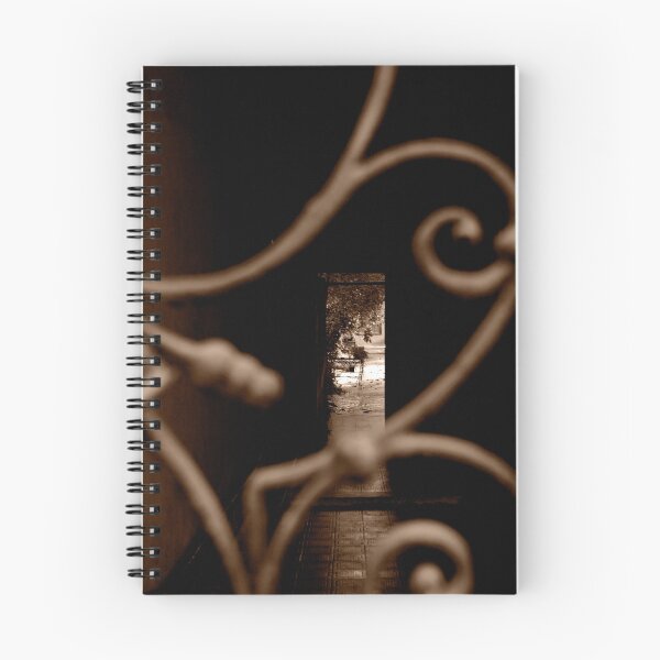 Artikelvorschau, Behind the Curves entworfen und verkauft von Phillip Moore.