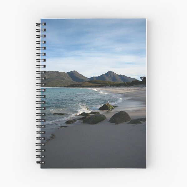 Aperçu de l'œuvre Wineglass Bay 3 créée et vendue par LoopGoose.