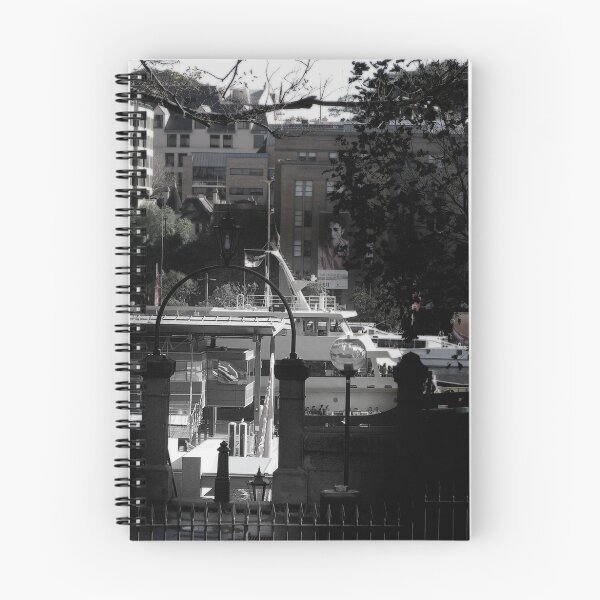 Aperçu de l'œuvre Sydney.002.3 créée et vendue par Brett Slater.