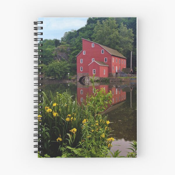 Aperçu de l'œuvre  NEW JERSEY. C'est un site historique très photographié et j'y suis quelques fois par an en essayant d'obtenir des angles nouveaux et différents sur ce beau moulin. créée et vendue par Bridges.