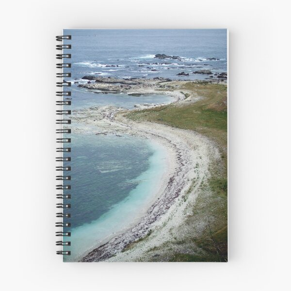 Aperçu de l'œuvre Kaikoura Cliffs créée et vendue par Brittany Schneider.