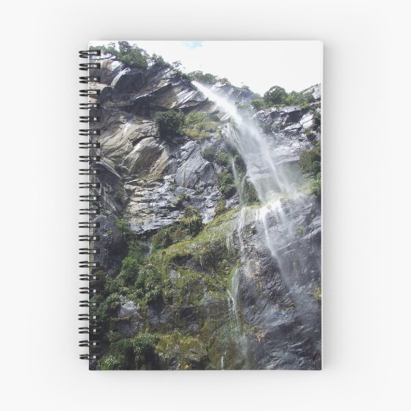 Aperçu de l'œuvre Waterfall créée et vendue par Brittany Schneider.