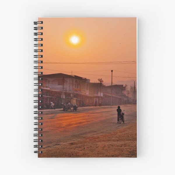 Aperçu de l'œuvre laos lever du soleil créée et vendue par friday.