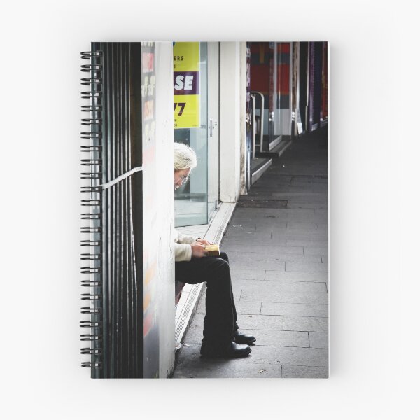 Aperçu de l'œuvre Readin' créée et vendue par Chroma.