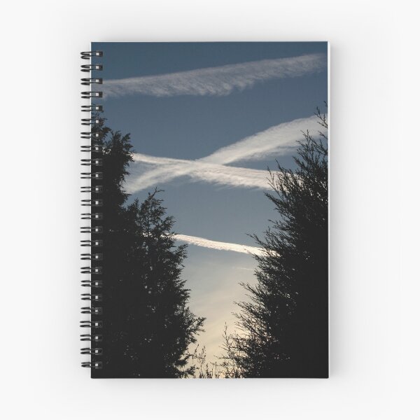 Aperçu de l'œuvre Plane Trails créée et vendue par NKSharp.