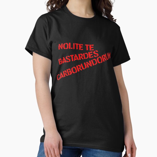 Vista previa del artículo con la obra «Nolite Te Bastardes Carborundorum - Rojo», diseñado y vendido por SerpentSkyArts.