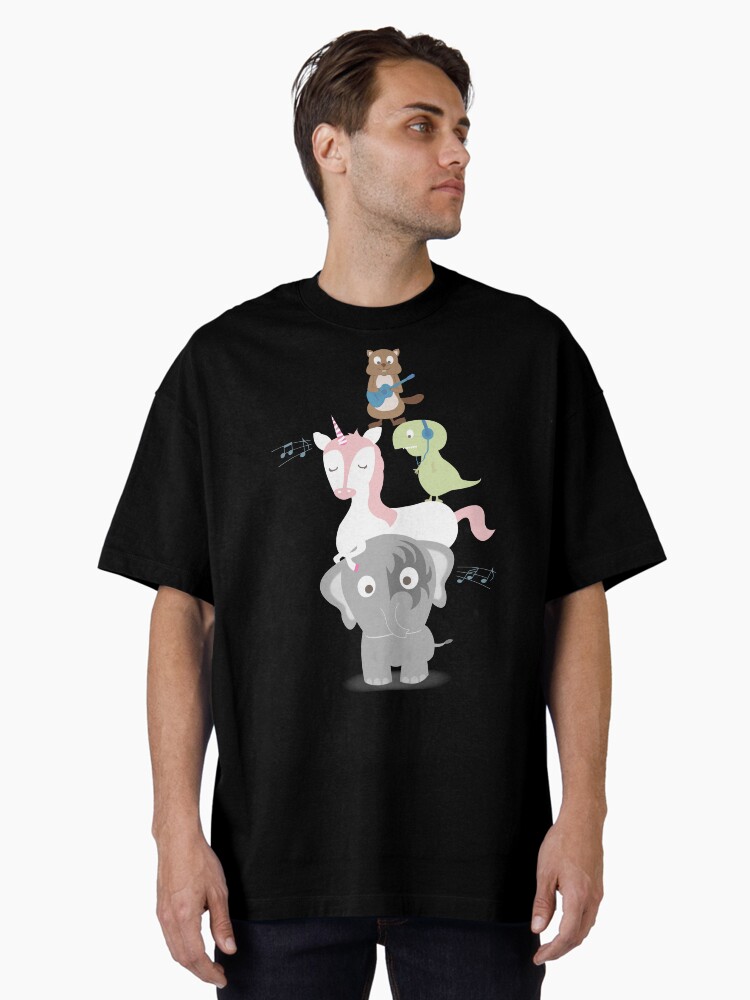 Imagen 2 de 7, Camiseta oversize con la obra Música del bosque, diseñada y vendida por creotumundo.