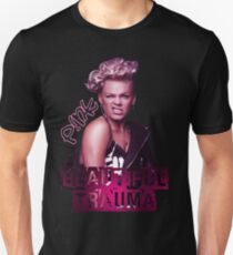 Top Design Magenta Kunst Slim Fit T-Shirt