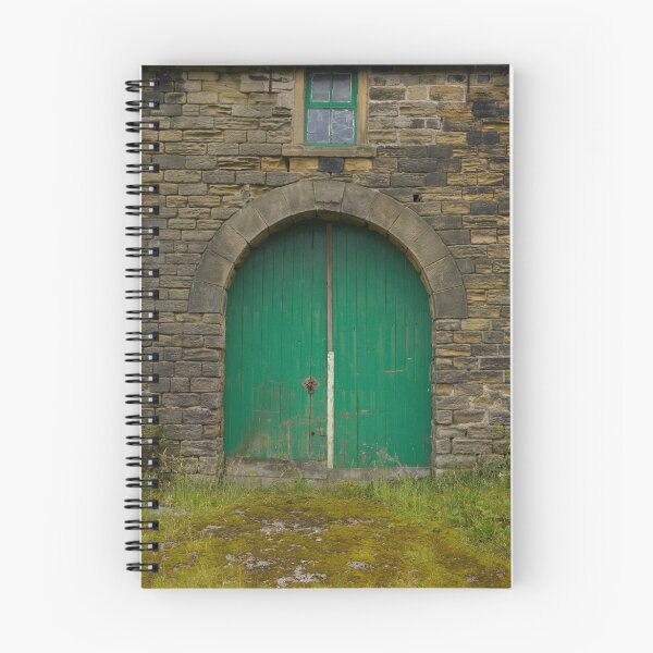 Aperçu de l'œuvre Green barn door créée et vendue par Mark Curry.
