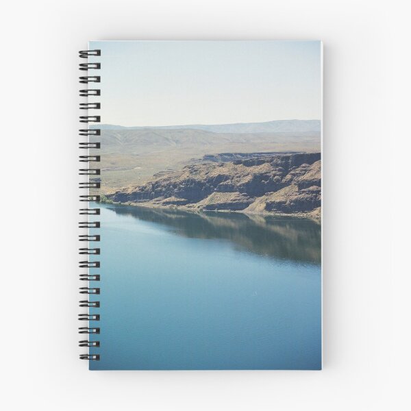 Artikelvorschau, Columbia river in Washington entworfen und verkauft von Amber Finan.