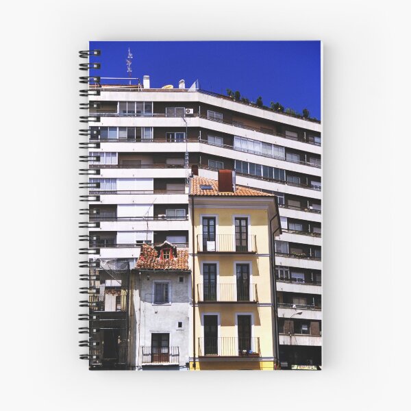 Aperçu de l'œuvre Contrast créée et vendue par Alison Cornford-Matheson.