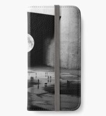 To the Moon iPhone Wallet/Case/Skin