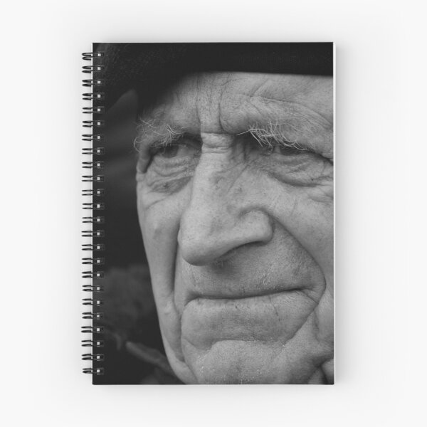 Artikelvorschau, In His Own Words entworfen und verkauft von Naomi Clarke.