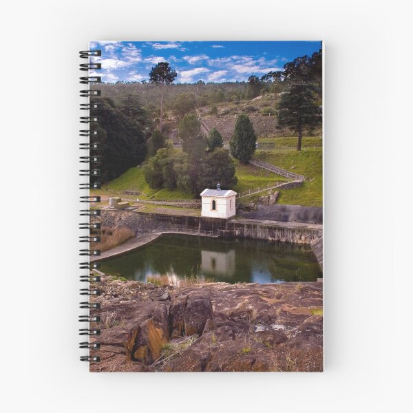 Artikelvorschau, The Pump House entworfen und verkauft von John Pitman.
