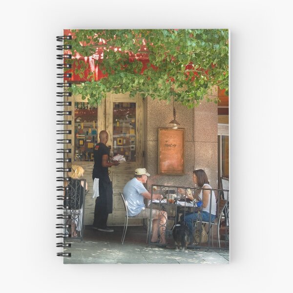 Artikelvorschau, Im Café entworfen und verkauft von Mike Savad Photography.