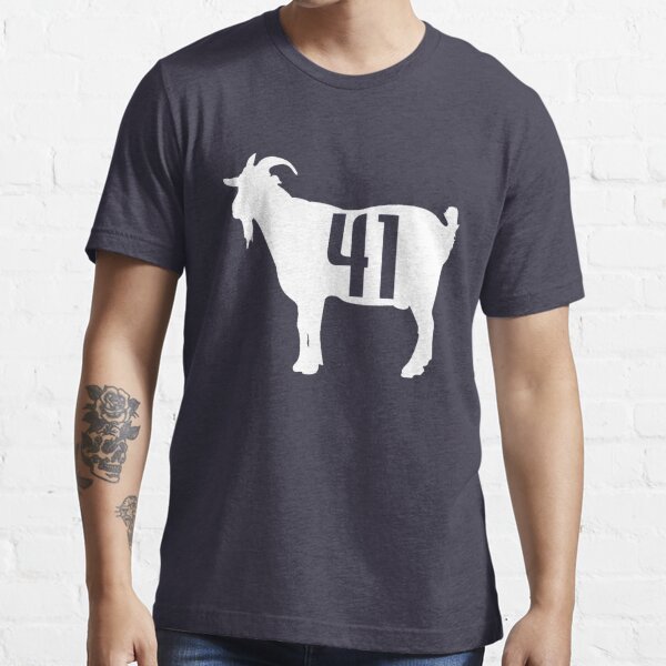 The GOAT - Dirk Nowitzki Essential T-Shirt