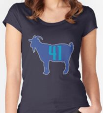 Die ZIEGE - City Edition Dirk Nowitzki Tailliertes Rundhals-Shirt
