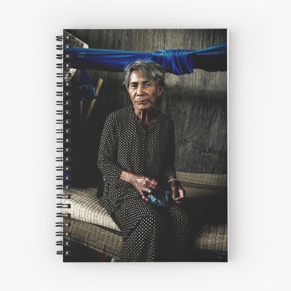 Aperçu de l'œuvre Nha Trang Portrait créée et vendue par Daniel Spruce.