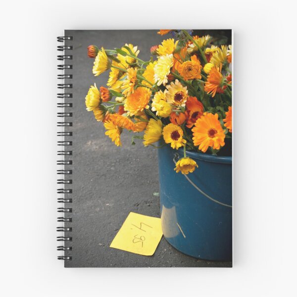 Artikelvorschau, Yellow and Orange Flowers entworfen und verkauft von bethstedman.