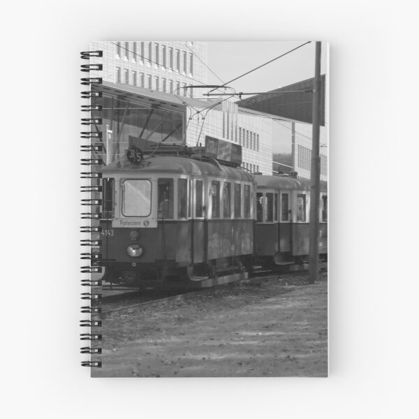 Artikelvorschau, Old tram entworfen und verkauft von Katherine Maguire.