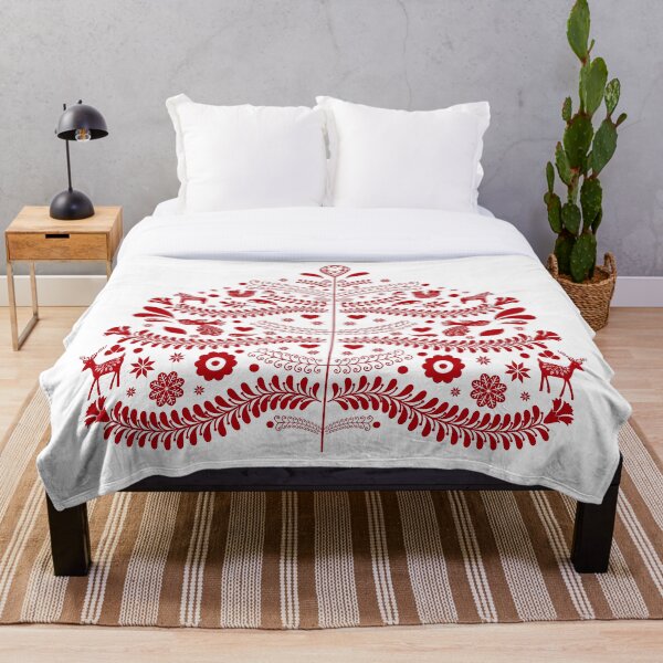 Red Scandinavian Folk Art Style Christmas Tree Design Throw Blanket