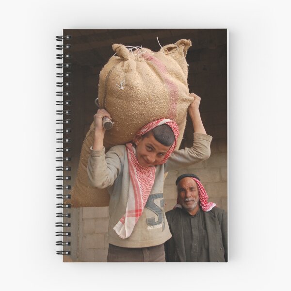 Artikelvorschau, Posing under pressure, Syria entworfen und verkauft von Peter Gostelow.