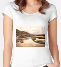 Seascape Women's Fitted Scoop T-Shirt
