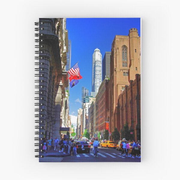 Artikelvorschau, Midtown East, N.Y. entworfen und verkauft von Béla Török.