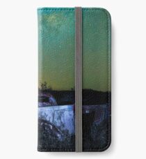 Beute iPhone Wallet/Case/Skin