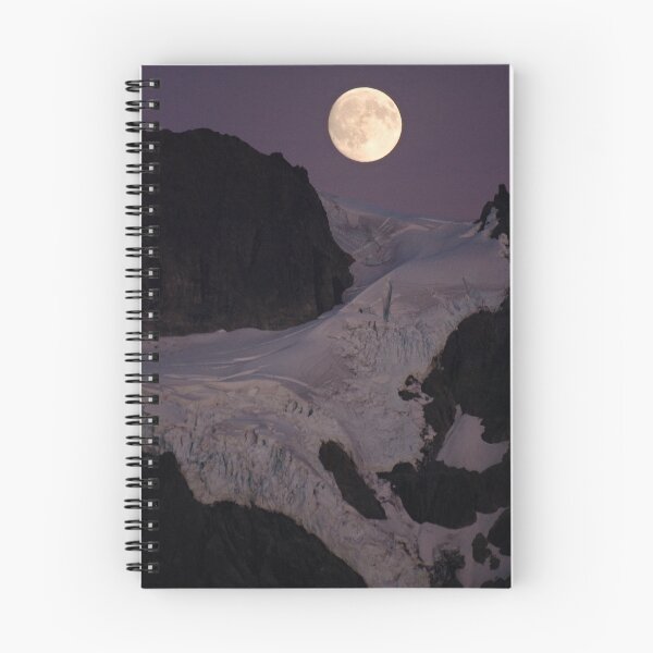 Aperçu de l'œuvre Moon over Shuksan créée et vendue par Jefferson L. Morriss.