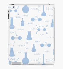 Scientific pattern. Chemistry, biology, medicine. iPad Case/Skin