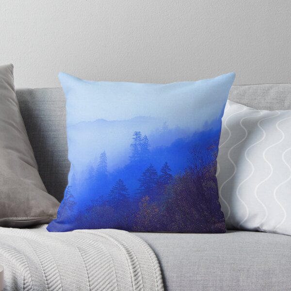 MOUNTAIN MIST Throw Pillow