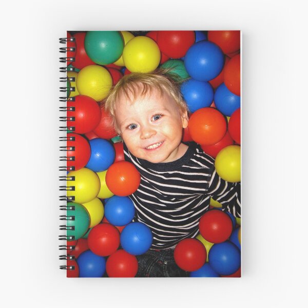 Artikelvorschau, Multicolour Max entworfen und verkauft von daive.