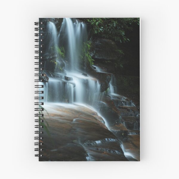 Aperçu de l'œuvre Enchanted Falls  créée et vendue par Tatiana R.