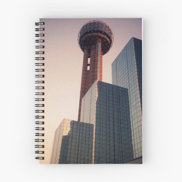 Artikelvorschau, The Famous Dallas entworfen und verkauft von Danielle Foreman.