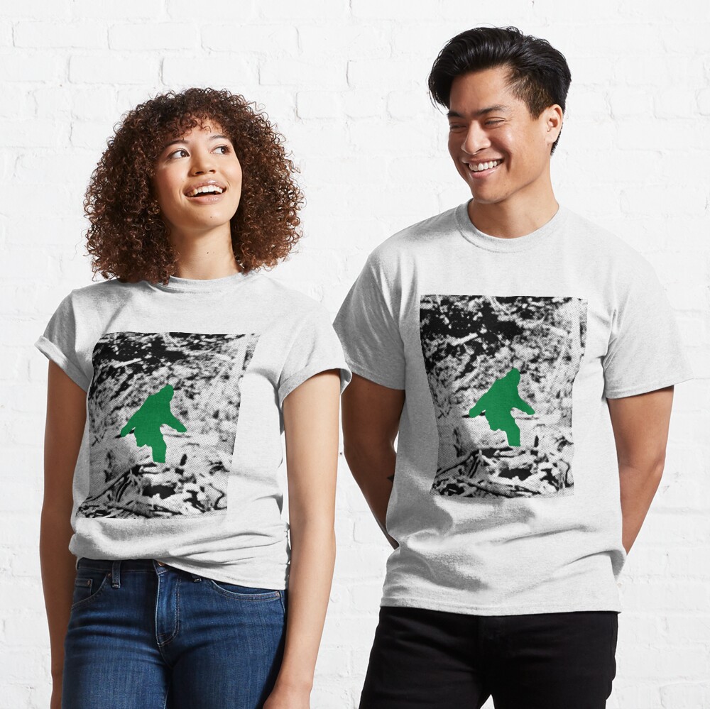 Bigfoot (Green) Classic T-Shirt