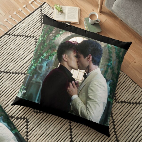 Shadowhunters Malec Kissing Floor Pillow