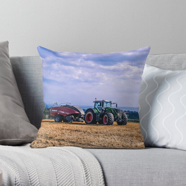 Fendt 930 mit Rundballenpresse Dekokissen