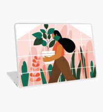 Belle fille avec plante en pot Skin de laptop