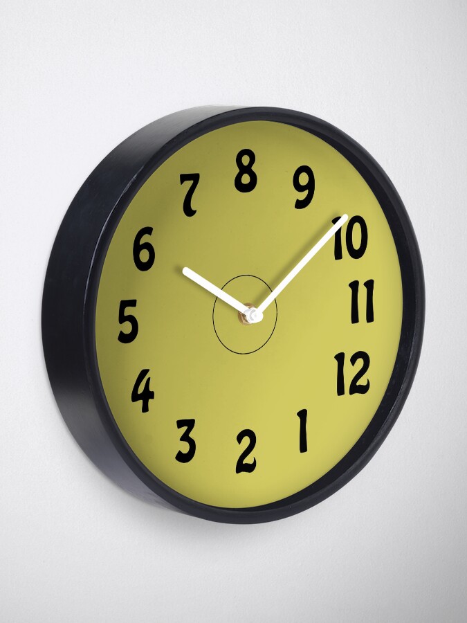 Alternative Ansicht von Eine Uhr. Die 8 ist oben? Wie krank ist das denn? Uhr