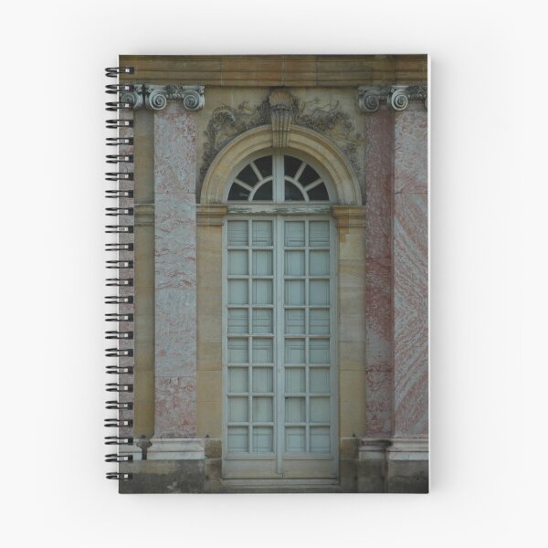 Artikelvorschau, Trianon Palace, Versailles entworfen und verkauft von Brett  Lewis.