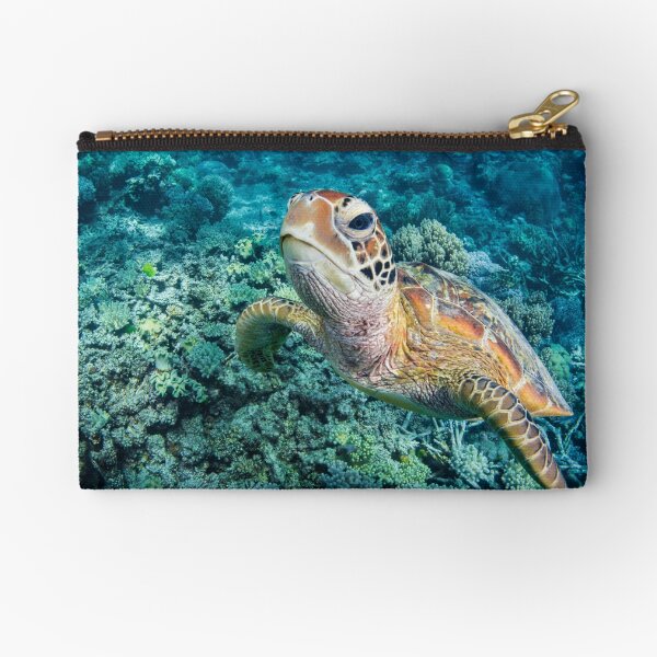 Green Turtle on Great Barrier Reef Zipper Pouch