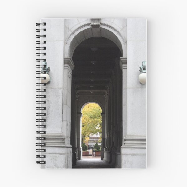 Artikelvorschau, Gold and Arches entworfen und verkauft von M.C. O'Connor.