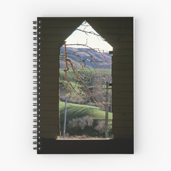 Aperçu de l'œuvre "Église abandonnée ~ fenêtre avec paysage" créée et vendue par stillpoint.