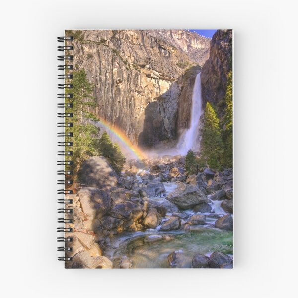 Artikelvorschau, Yosemite Falls entworfen und verkauft von Justin Baer.