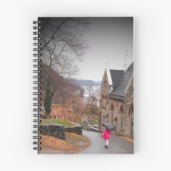 Artikelvorschau, Regentag in Harpers Ferry entworfen und verkauft von Melinda  Ison - Poor.