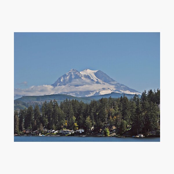 Life under the mountain Photographic Print