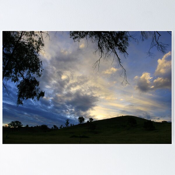 Artikelvorschau, Blue Sunset - Yea Hills entworfen und verkauft von Mereki.